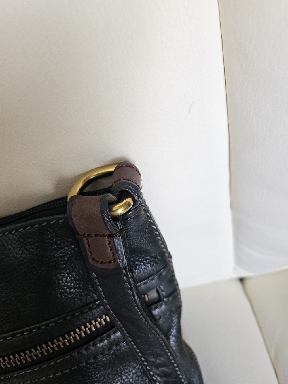 Fossil Black Leather Crossbody Bag - Picture 6 of 10